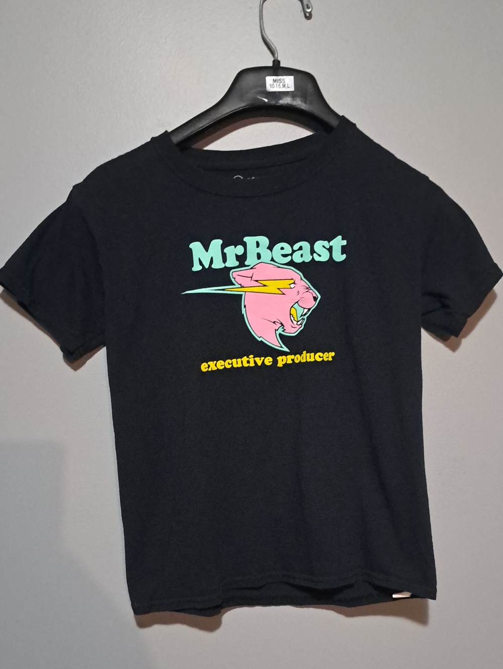 Mr. Beast Black Short-Sleeve Kids Tee with Pink Panther Graphic